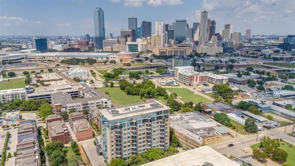 $315,000 | 1001 Belleview Street, Unit 602, Dallas, TX 75215