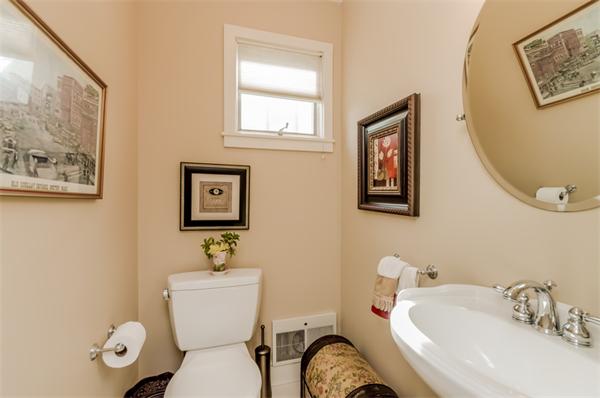 22 Columbia Road Marblehead, MA 01945 - Photo 11 of 30 Gallery Image 11