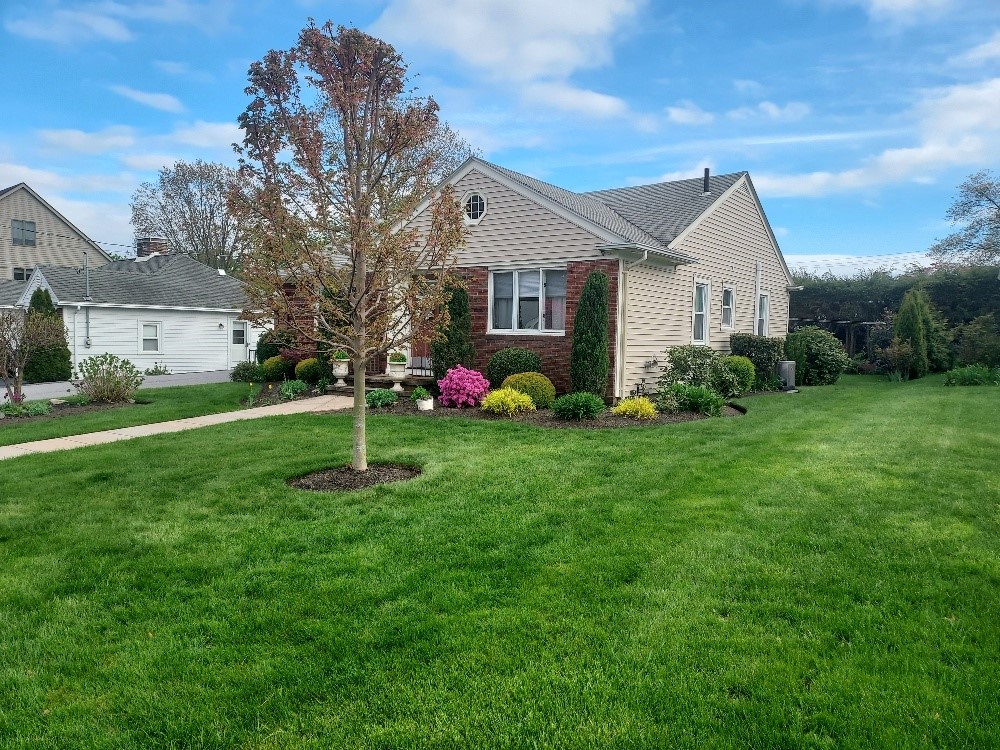 20 Coulters Road Cranston, RI 02920 - Photo 3 of 36 Rite Front View