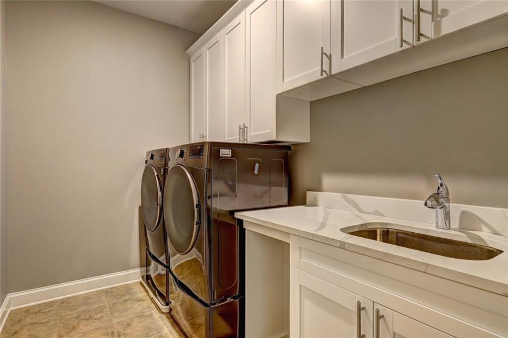 4527 Bridgeway Road Atlanta, GA 30331 - Photo 17 of 30