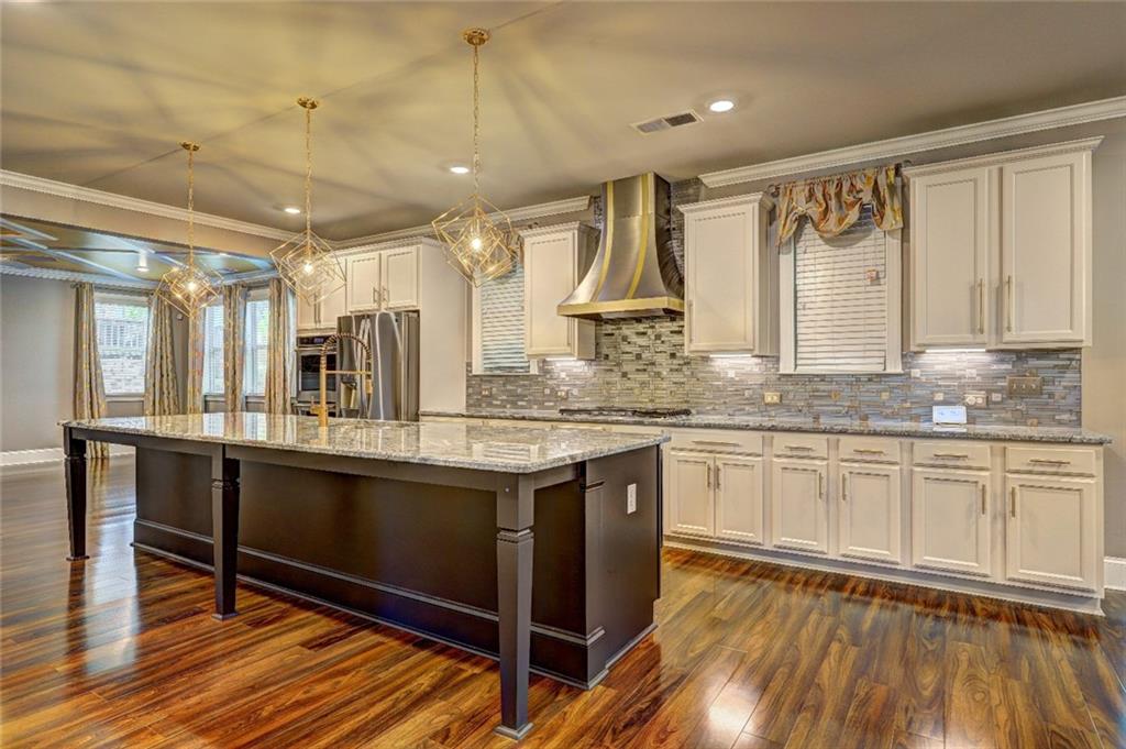 4527 Bridgeway Road Atlanta, GA 30331 - Photo 2 of 30