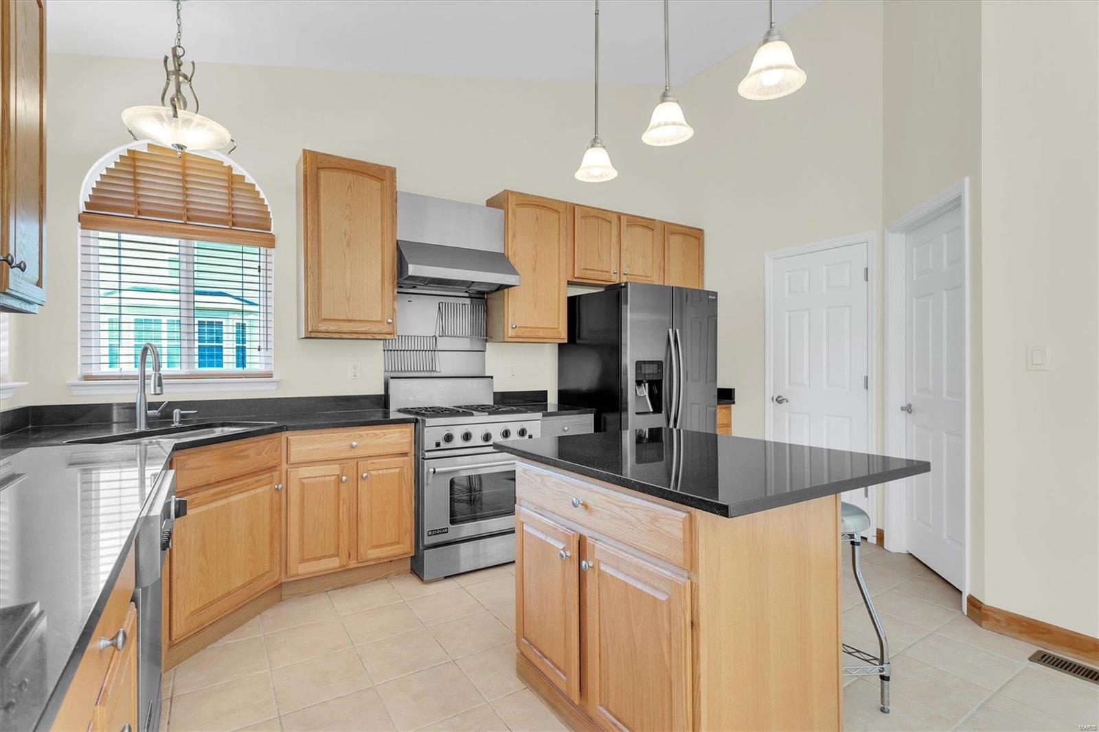 786 Debula Drive Ballwin, MO 63021 - Photo 13 of 42