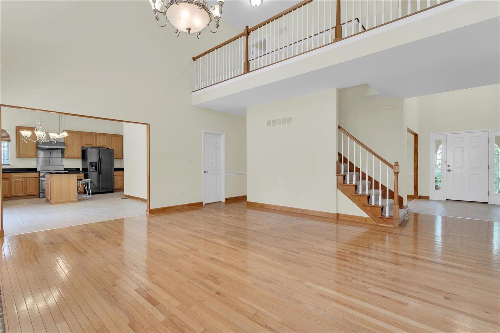 786 Debula Drive Ballwin, MO 63021 - Photo 8 of 42