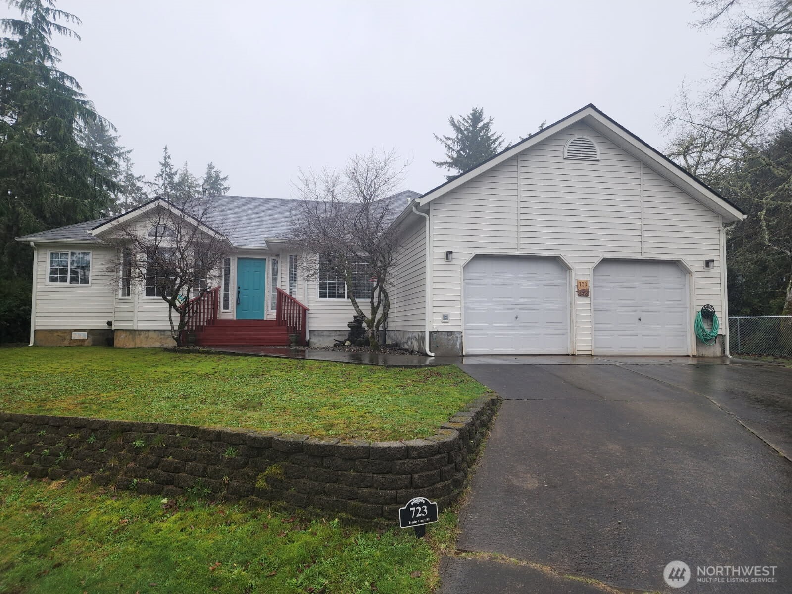 723 Trinity Court Southwest Ocean Shores, WA 98569 - Photo 2 of 39