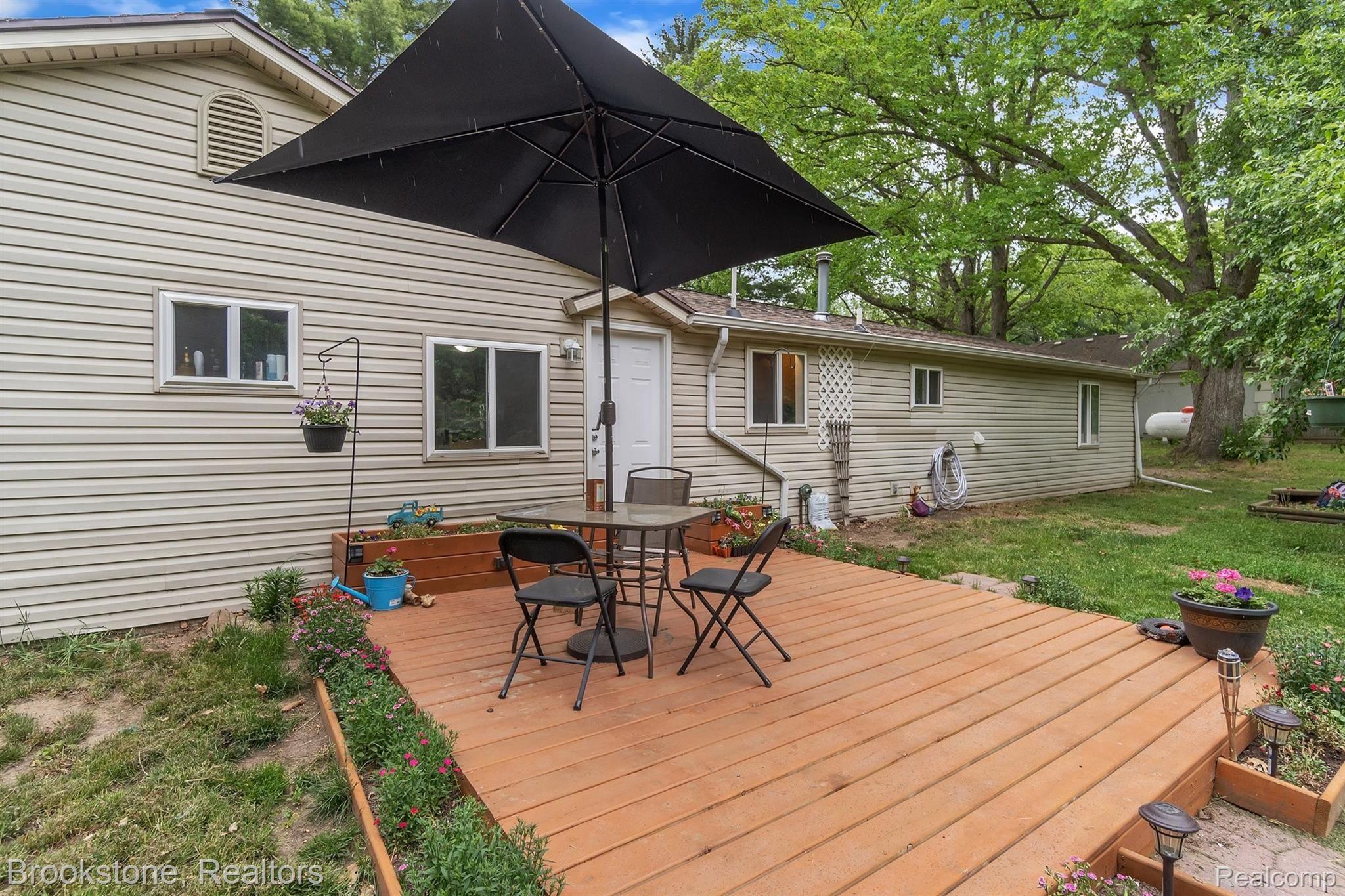3575 West Gary Road Montrose, MI 48457 - Photo 26 of 31 30-3575 Gary Rd-Windowstill Real Estate Photography-30.jpg
