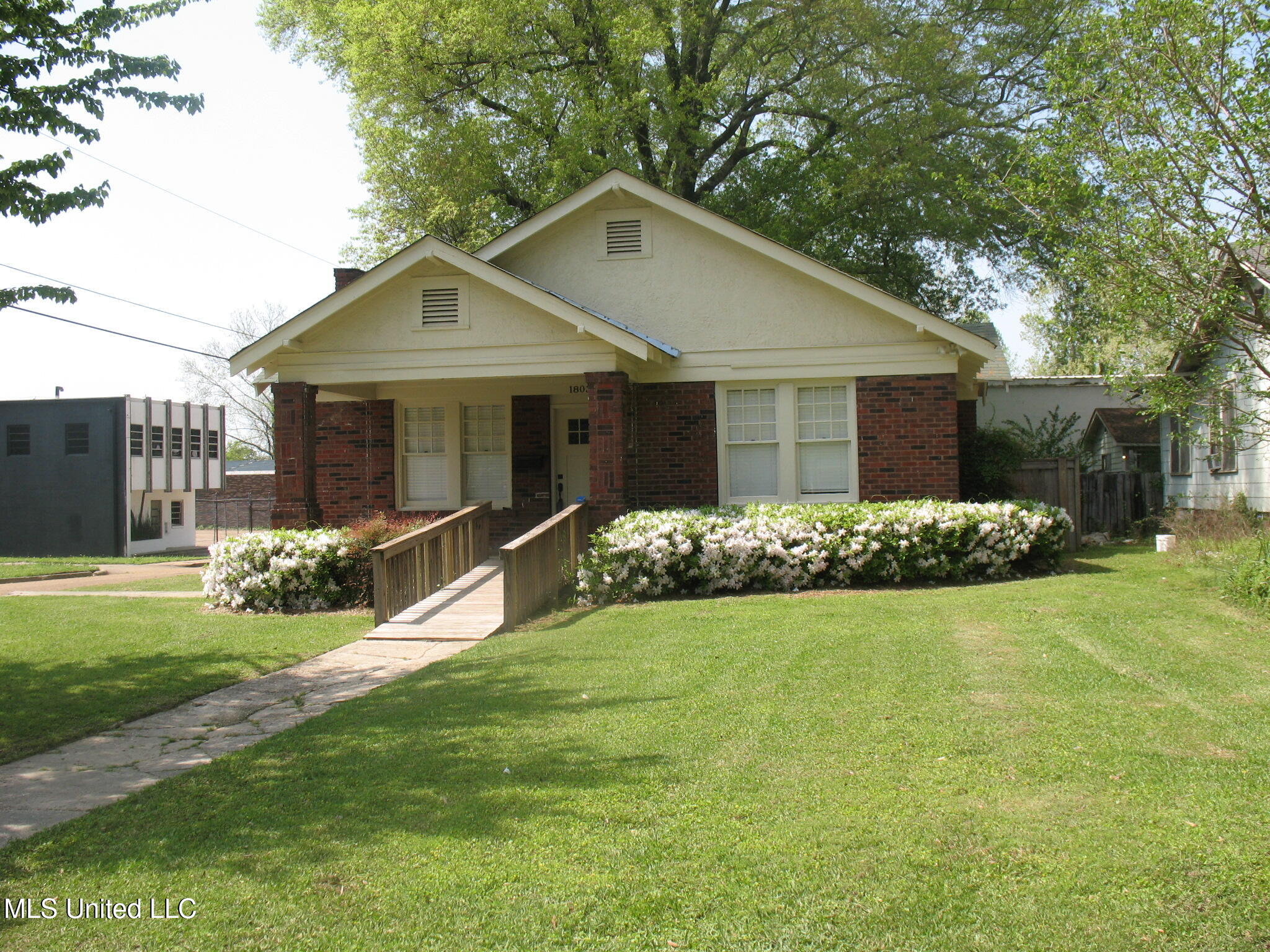 1803 Wightman Street Jackson, MS 39202 - Photo 1 of 26 IMG_0435