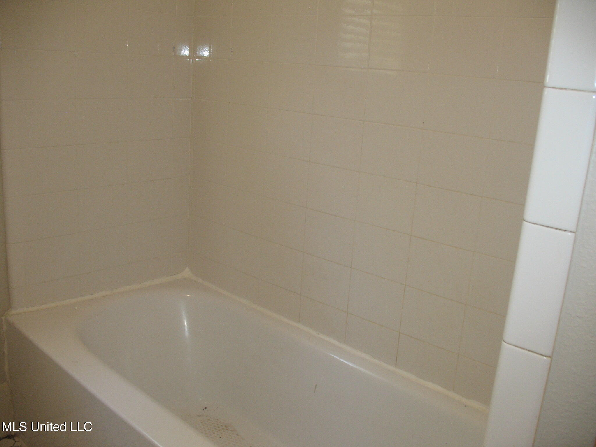 1803 Wightman Street Jackson, MS 39202 - Photo 20 of 26 IMG_0454