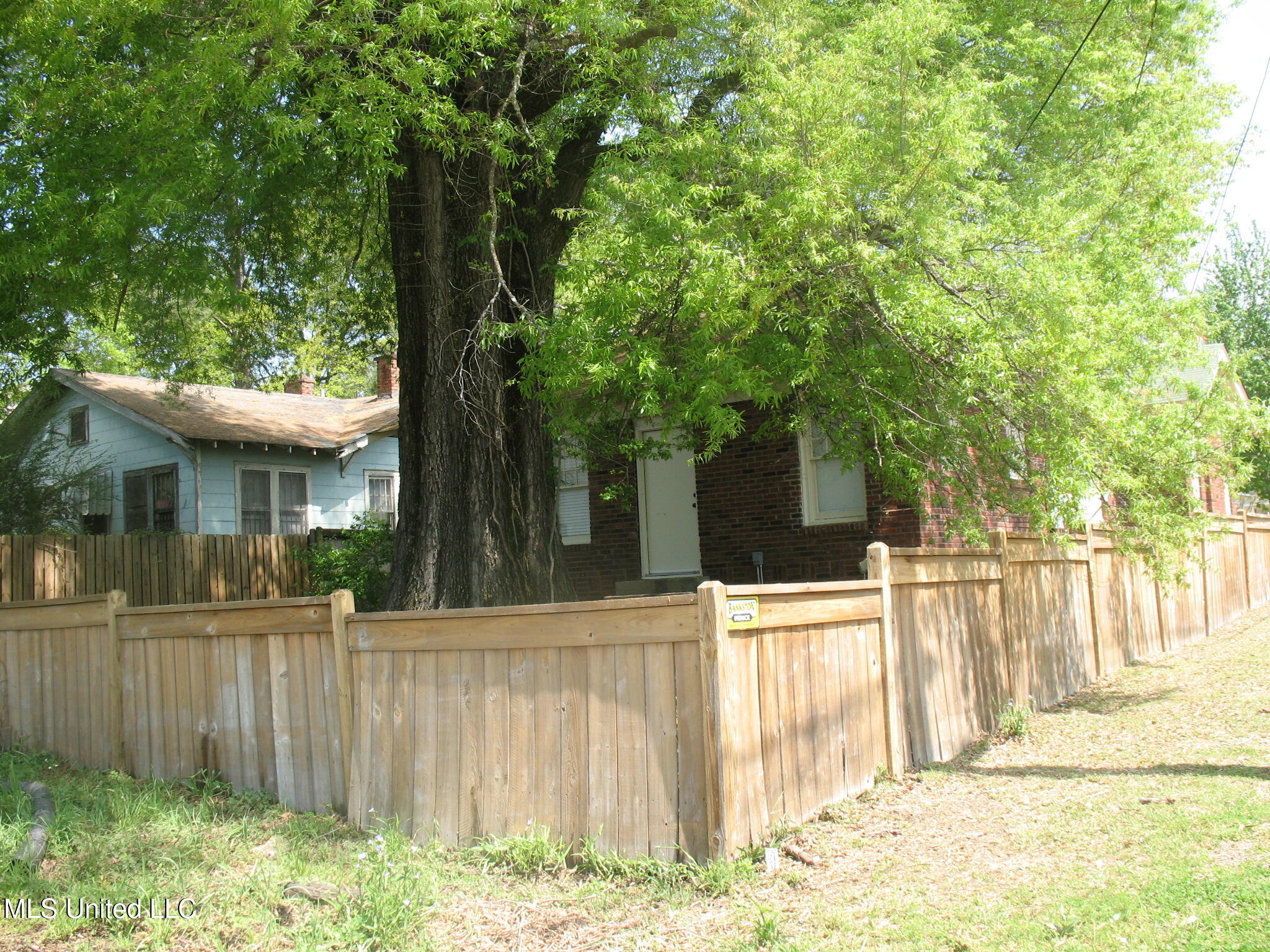 1803 Wightman Street Jackson, MS 39202 - Photo 8 of 26 IMG_0442