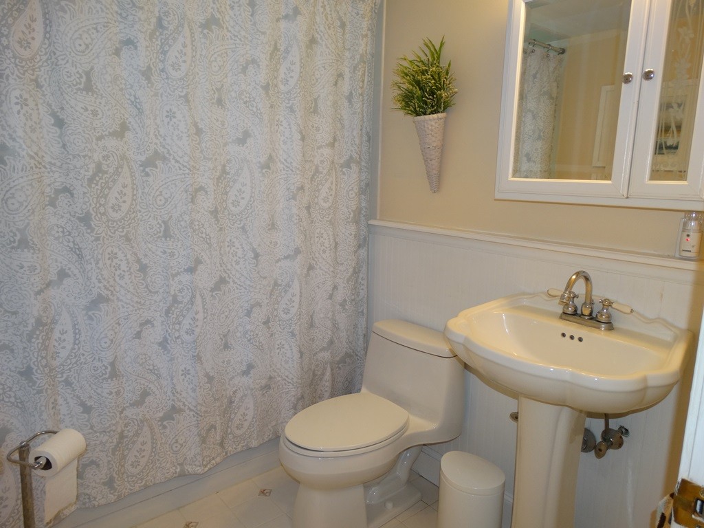 24 Roberts Road Ashland, MA 01721 - Photo 16 of 18 Gallery Image 16