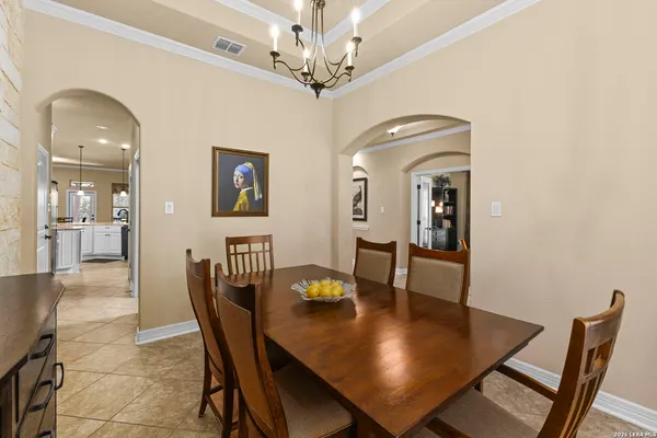 $789,900 | 30210 Setterfeld Circle, Fair Oaks Ranch, TX 78015