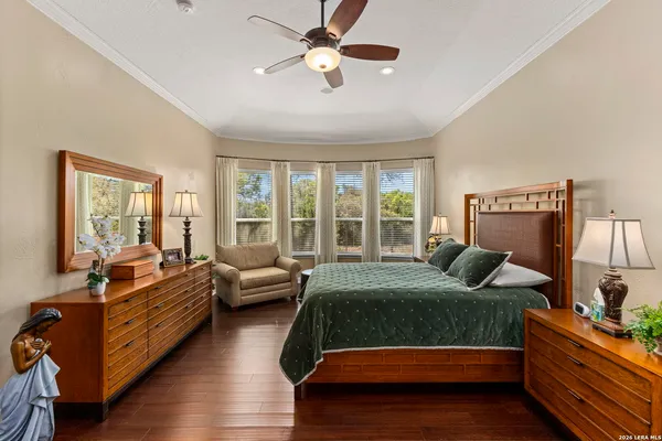 $789,900 | 30210 Setterfeld Circle, Fair Oaks Ranch, TX 78015