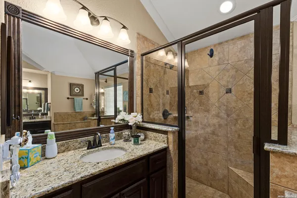 $789,900 | 30210 Setterfeld Circle, Fair Oaks Ranch, TX 78015