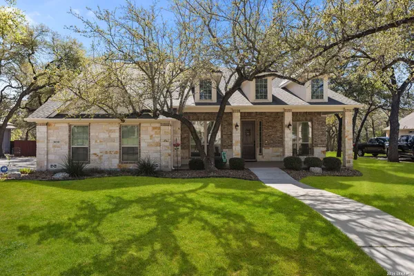 $789,900 | 30210 Setterfeld Circle, Fair Oaks Ranch, TX 78015