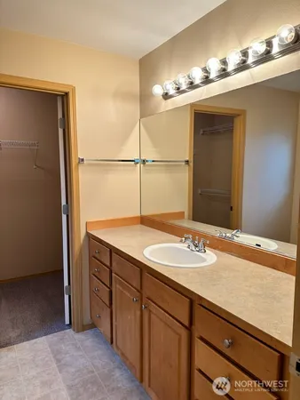 $2,600 | 24019 Southeast 281st Street, Maple Valley, WA 98038