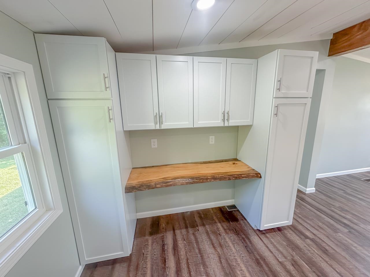 5664 North County Line Road Coleman, MI 48618 - Photo 12 of 32