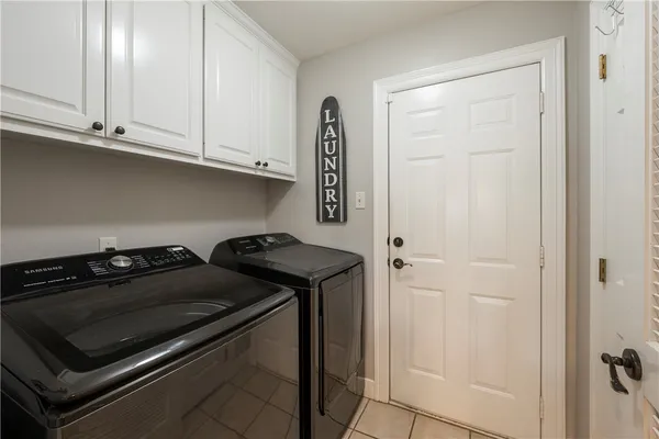 a close view of stove top oven