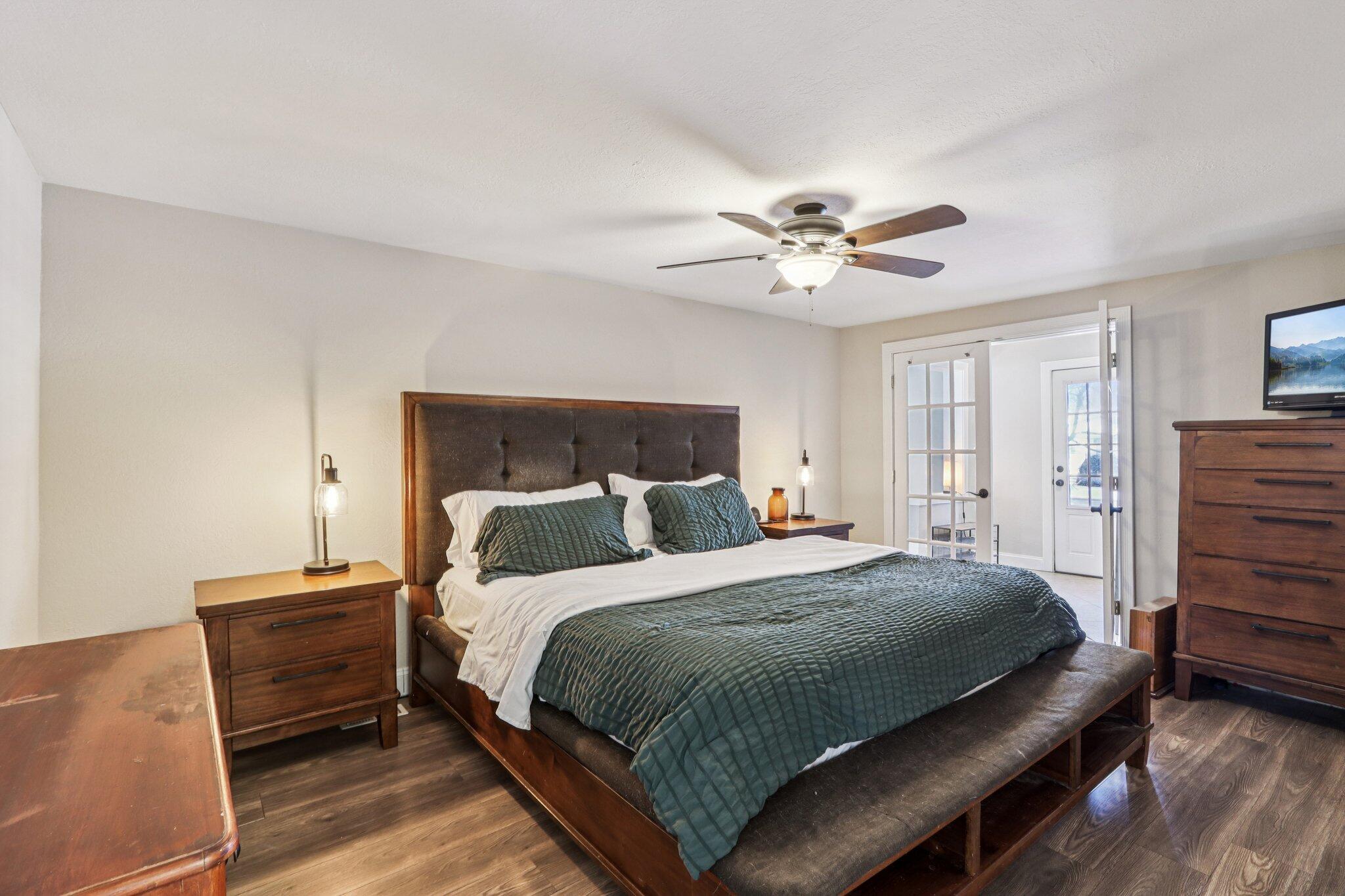 W1383 West Post Road Bloomfield, WI 53128 - Photo 12 of 20 24-web-or-mls-W1383 W Post Rd-S2901-024