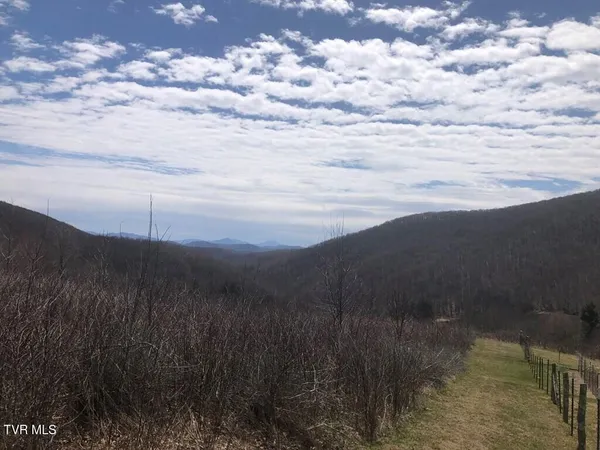 $119,000 | 0 Helton Creek Lane, Whitetop, VA 24292
