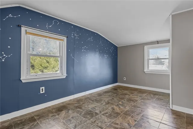 $425,000 | 12 Vintner Avenue, East Providence, RI 02915