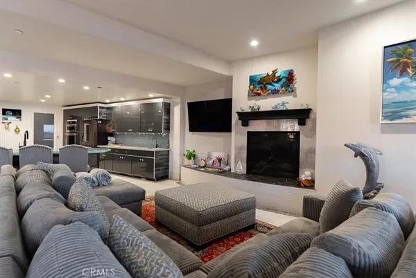 $3,999,000 | 2090 Sherwood Drive, Cambria, CA 93428