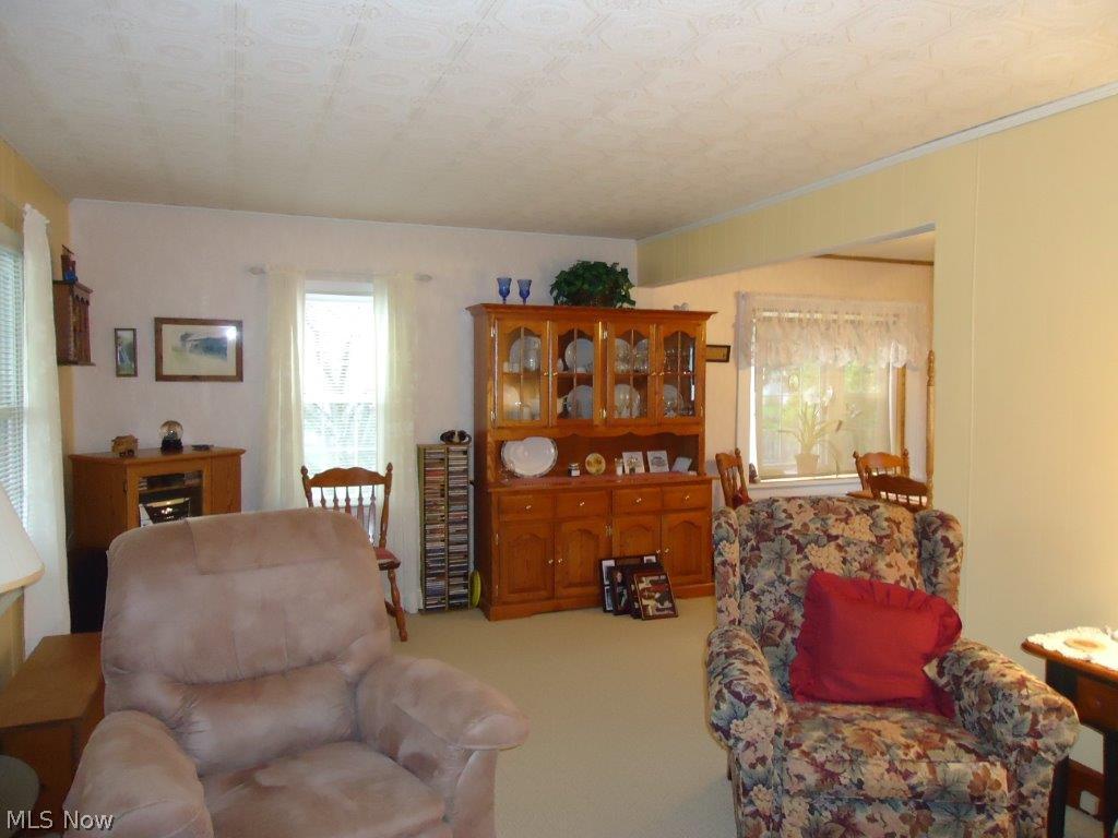 6217 East State Road Newcomerstown, OH 43832 - Photo 4 of 24 Gallery Image 4