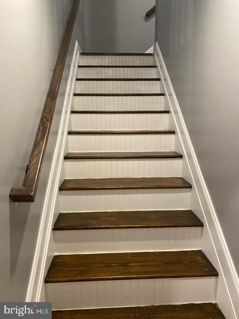 5558 Deale Churchton Road Churchton, MD 20733 - Photo 5 of 8 Interior Stairs