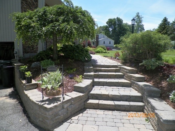 3 Apple Hill Road Wilbraham, MA 01095 - Photo 3 of 18 Gallery Image 3