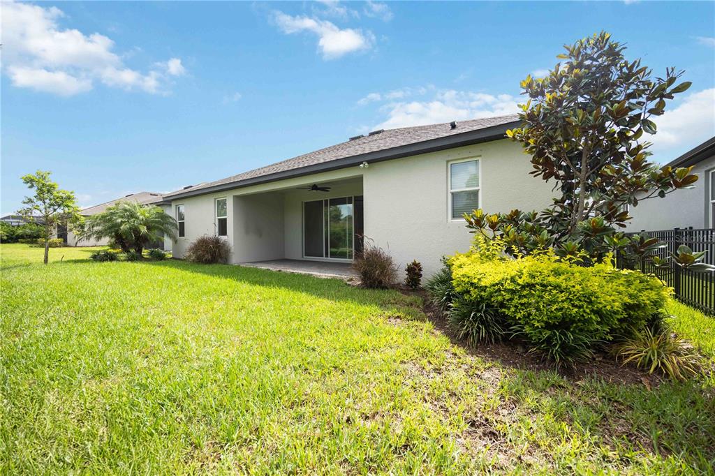 918 Fernleaf Run Bradenton, FL 34212 - Photo 54 of 62