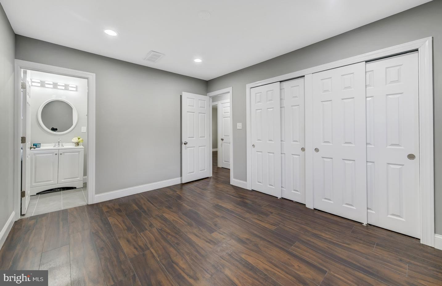 43 Paddock Lane Willingboro, NJ 08046 - Photo 13 of 23 Primary bedroom, en-suite