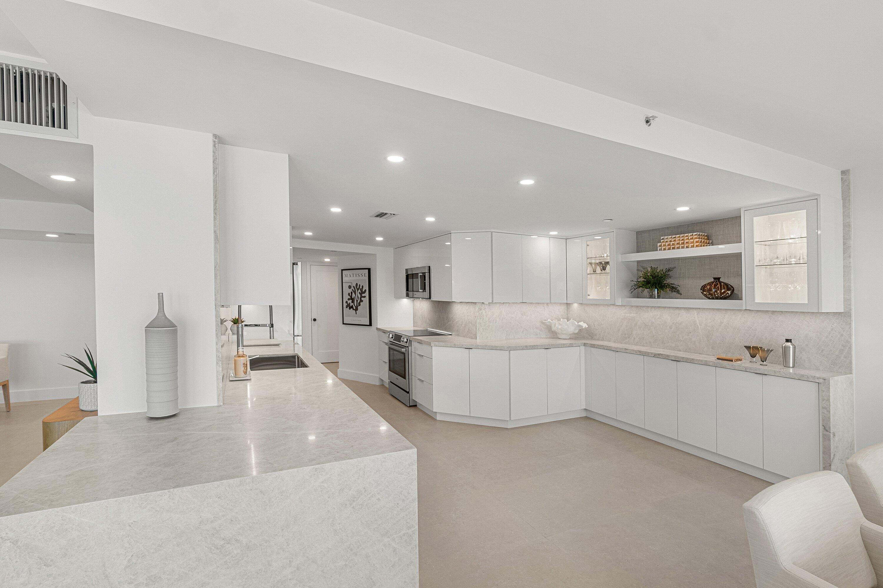 4301 North Ocean Boulevard, Unit 804 Boca Raton, FL 33431 - Photo 11 of 52 010-4301NorthOceanBoulevard-804-BocaRato