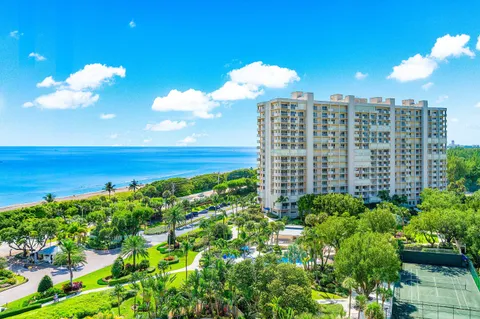 $1,695,000 | 4301 North Ocean Boulevard, Unit 804, Boca Raton, FL 33431