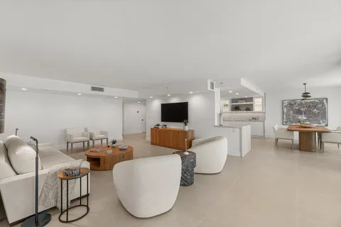 $1,695,000 | 4301 North Ocean Boulevard, Unit 804, Boca Raton, FL 33431