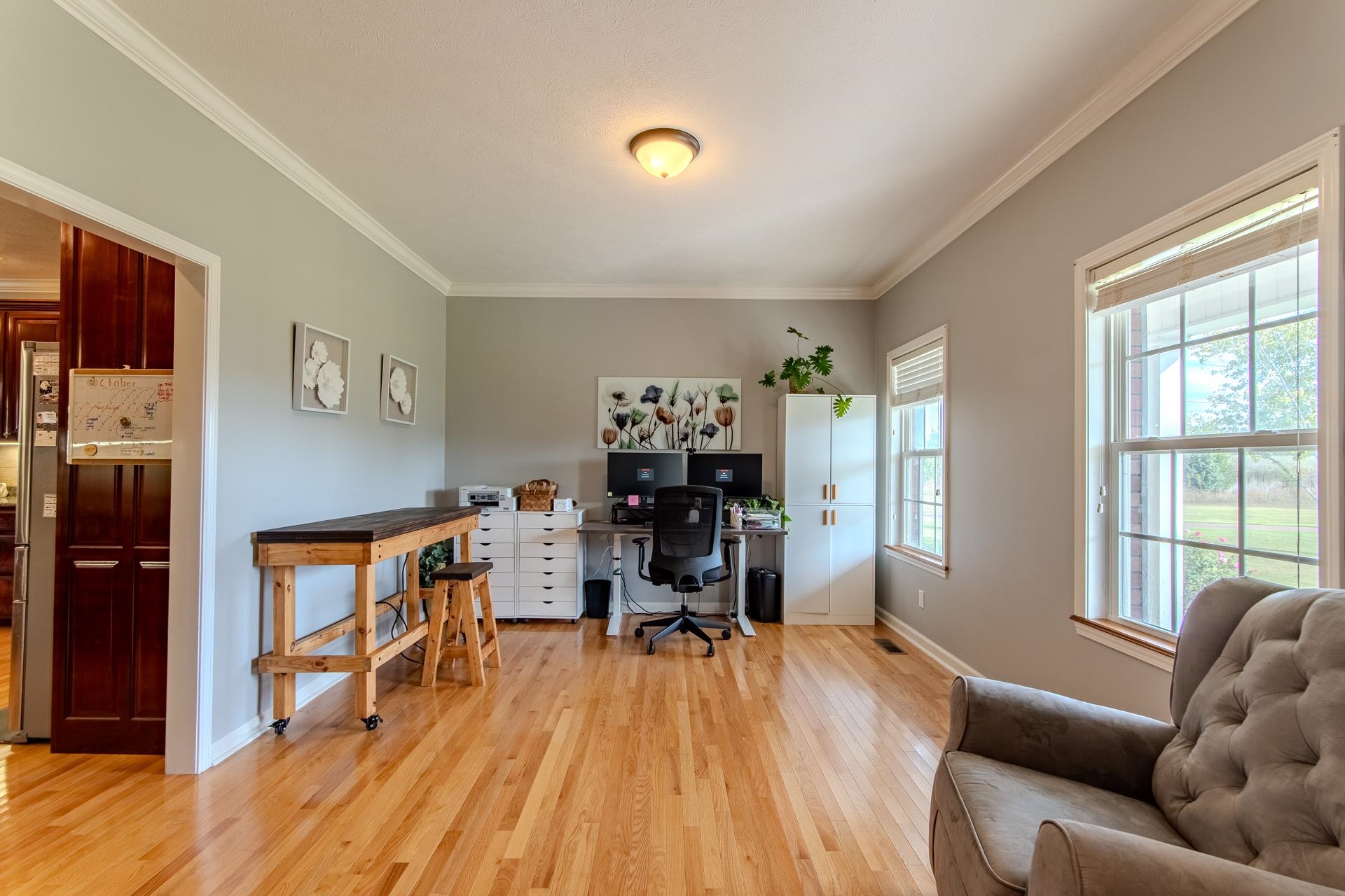 2705 Oak Grove Road Savannah, TN 38372 - Photo 15 of 40 a living room with furniture and a wooden floor