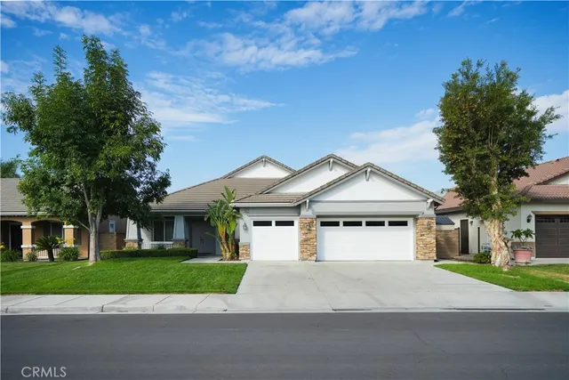 $950,000 | 13647 Woodlands Street, Eastvale, CA 92880