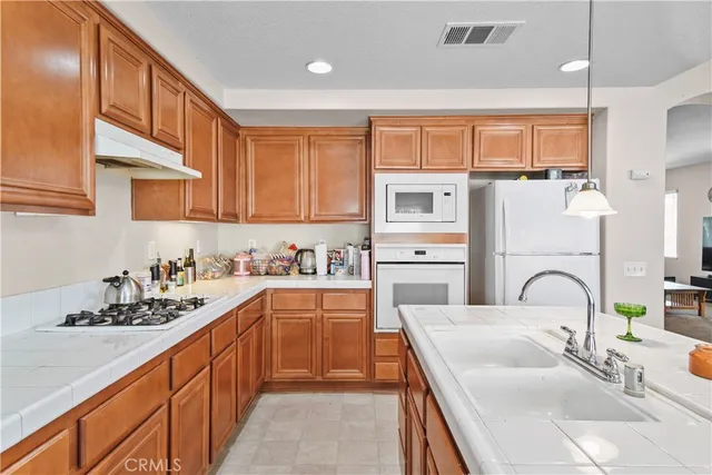 $950,000 | 13647 Woodlands Street, Eastvale, CA 92880