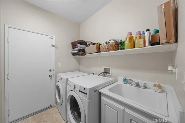 $950,000 | 13647 Woodlands Street, Eastvale, CA 92880