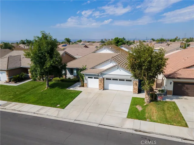 $950,000 | 13647 Woodlands Street, Eastvale, CA 92880