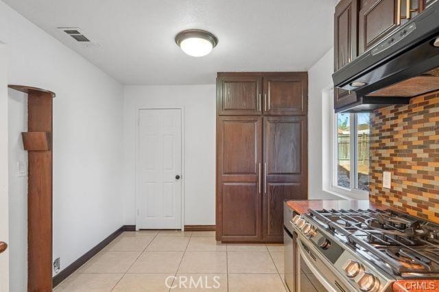 33656 Tradepost Road Acton, CA 93510 - Photo 8 of 27