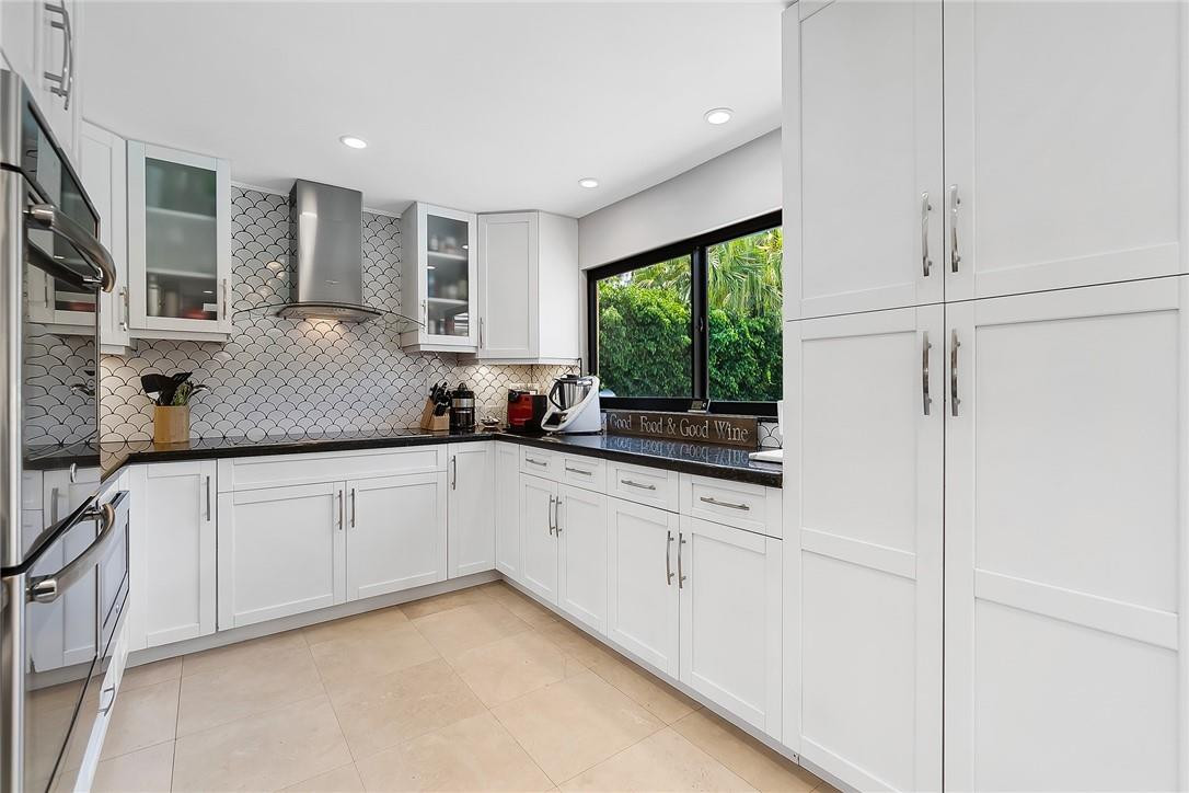 1260 Southwest 15th Street Boca Raton, FL 33486 - Photo 11 of 41 Photo 11