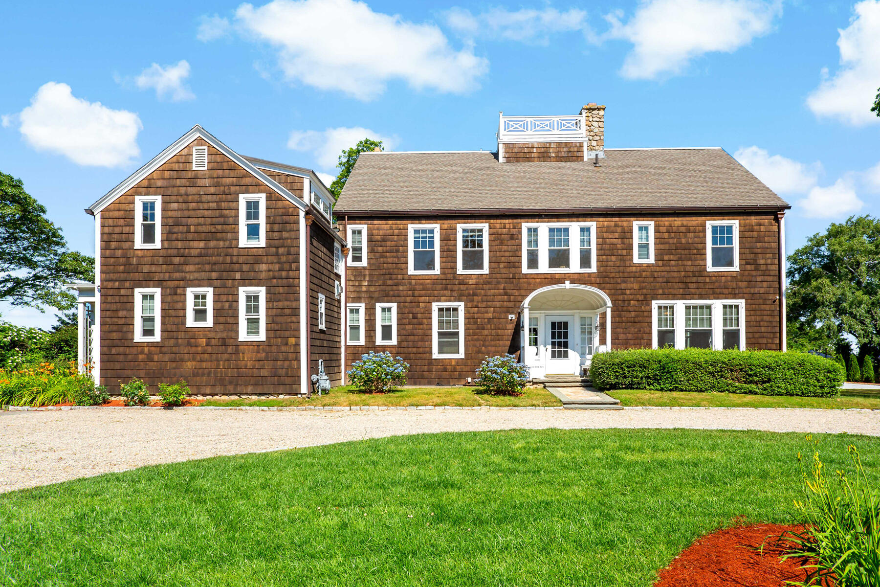 122 Gansett Road Woods Hole, MA 02543 - Photo 1 of 48 001_122Gansett_062726
