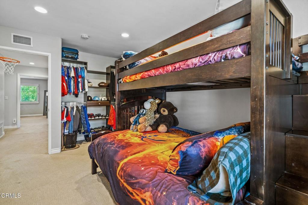 584 Fresh Meadows Road Simi Valley, CA 93065 - Photo 34 of 39