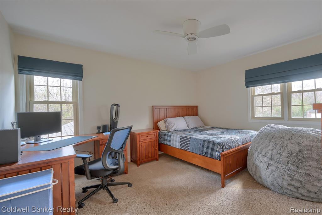 29314 Parkside Farmington Hills, MI 48331 - Photo 26 of 39