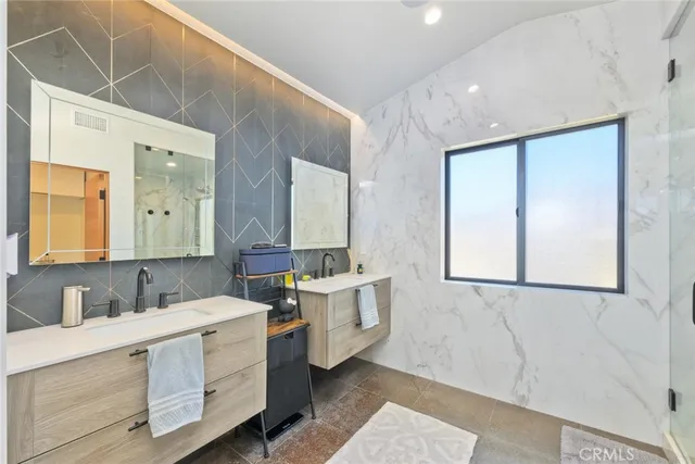 $13,500 | 502 East Balboa Boulevard, Newport Beach, CA 92661