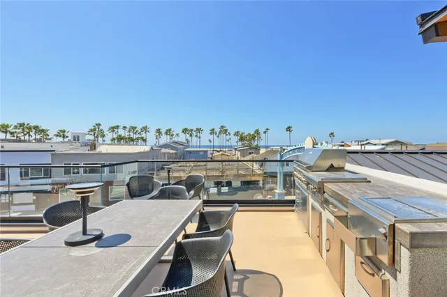 $13,500 | 502 East Balboa Boulevard, Newport Beach, CA 92661