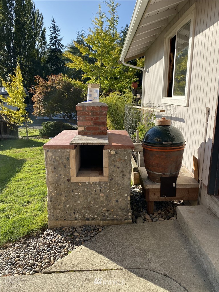 546 East Bush Point Road Freeland, WA 98249 - Photo 18 of 24 Gallery Image 18