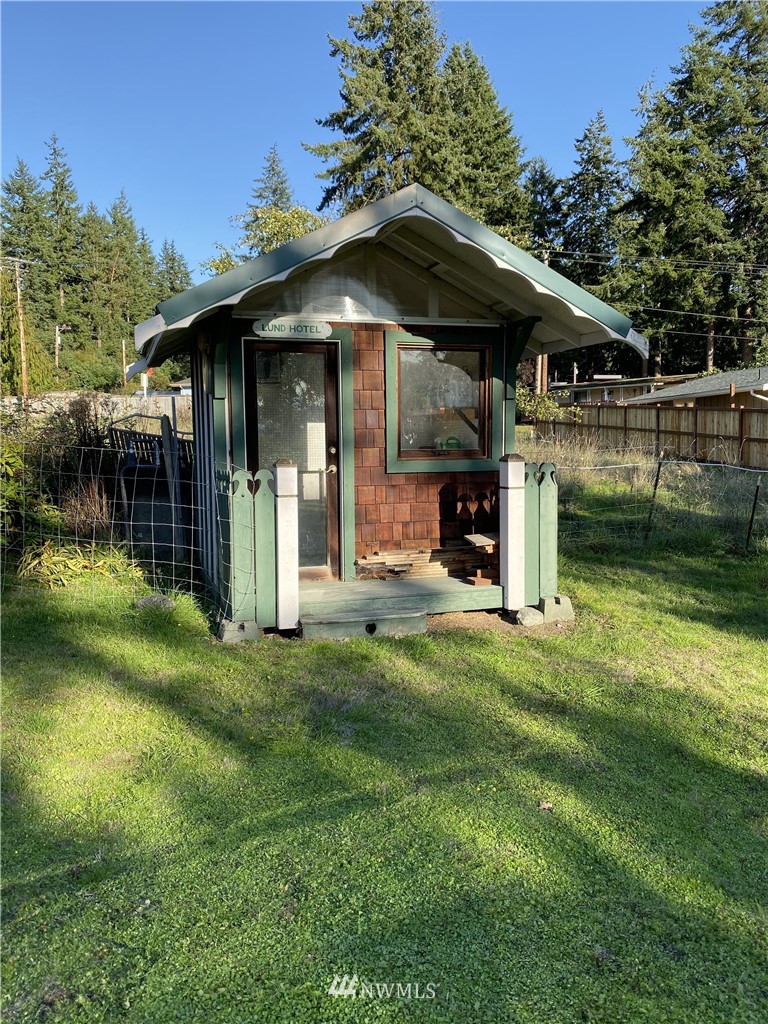546 East Bush Point Road Freeland, WA 98249 - Photo 20 of 24 Gallery Image 20