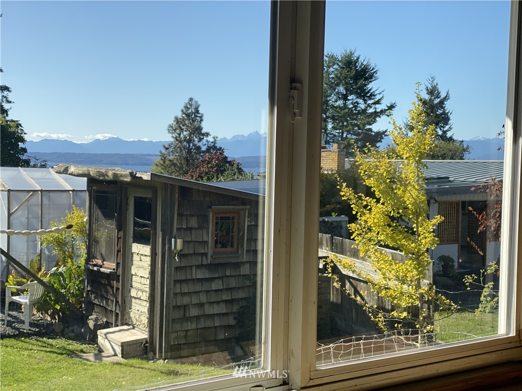 546 East Bush Point Road Freeland, WA 98249 - Photo 21 of 24 Gallery Image 21