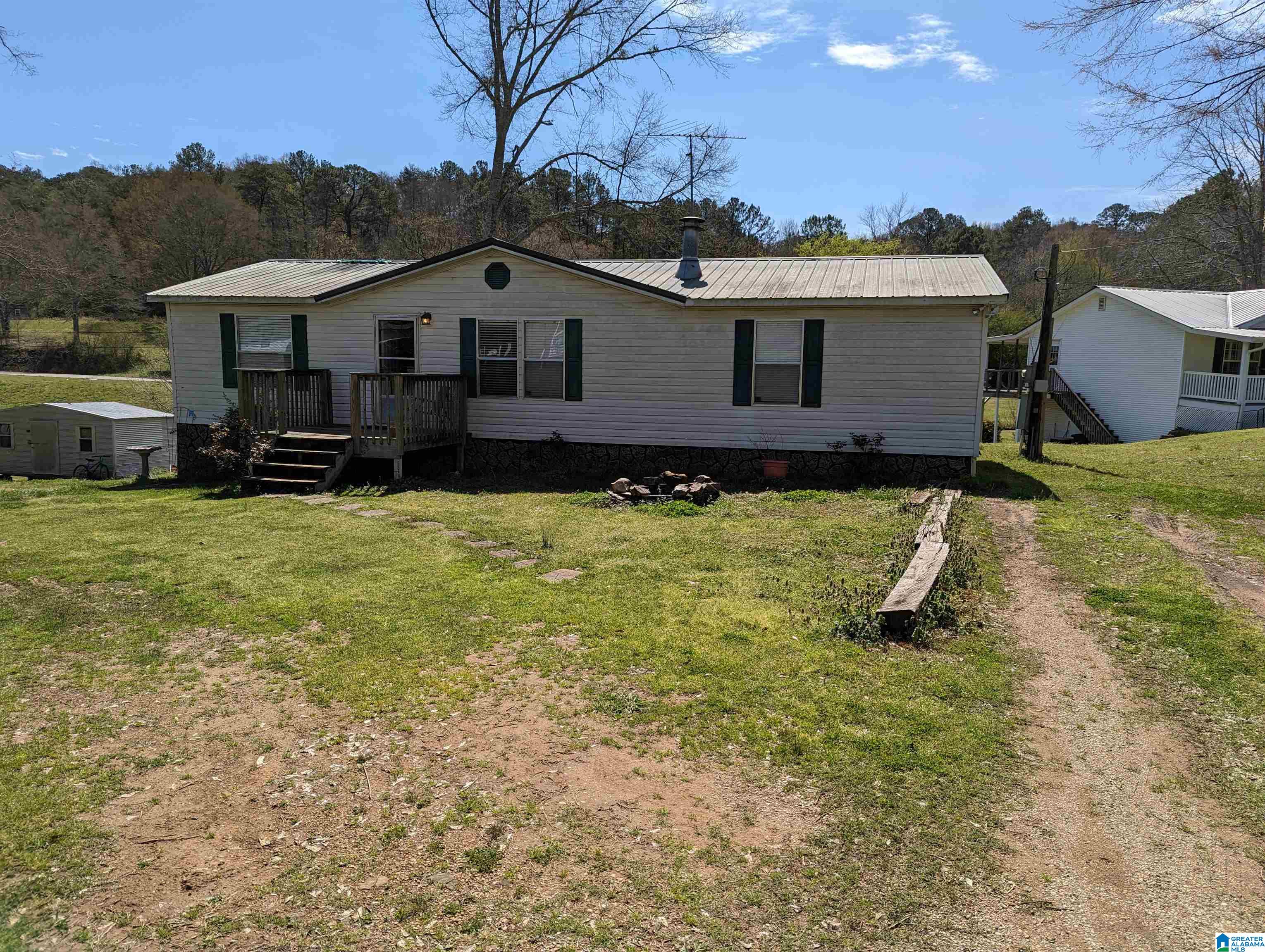 1129 Sunrise Road Mulga, AL 35118 - Photo 1 of 26