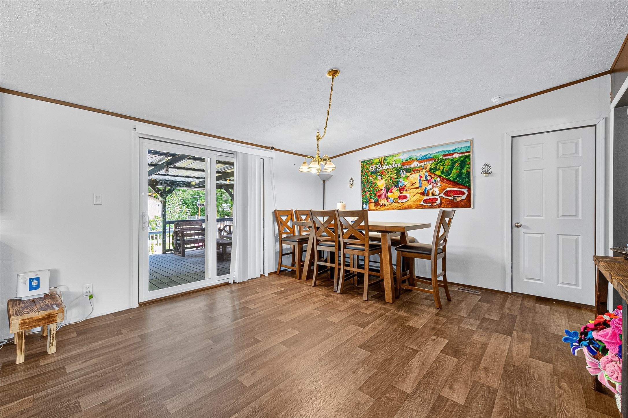 12514 County Road 3740 Cleveland, TX 77327 - Photo 6 of 31 a dining room with furniture and window