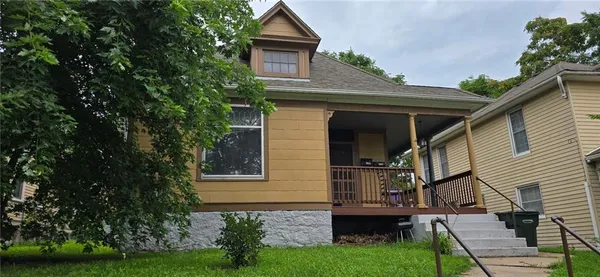 $109,900 | 512 Miami Street, Leavenworth, KS 66048